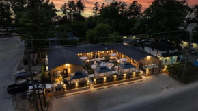 Adrians Suites